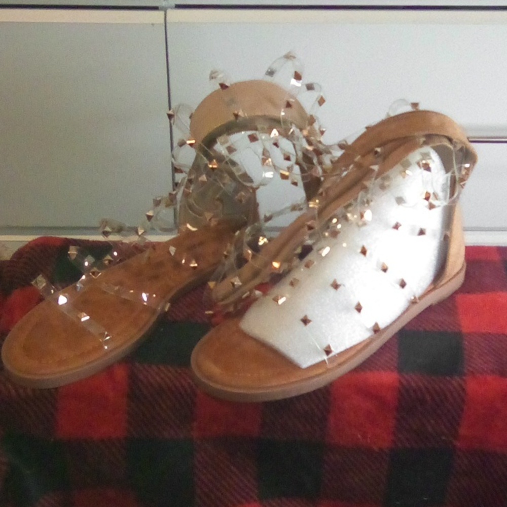 Gladiator Studded Sandals Size 7.5 - Picture 2 of 4